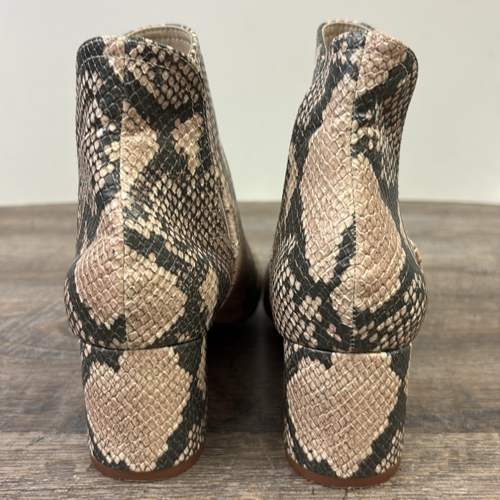 Steve Madden ROCKIR Snakeskin Embossed Ankle Boots Size 8 - Picture 3 of 10